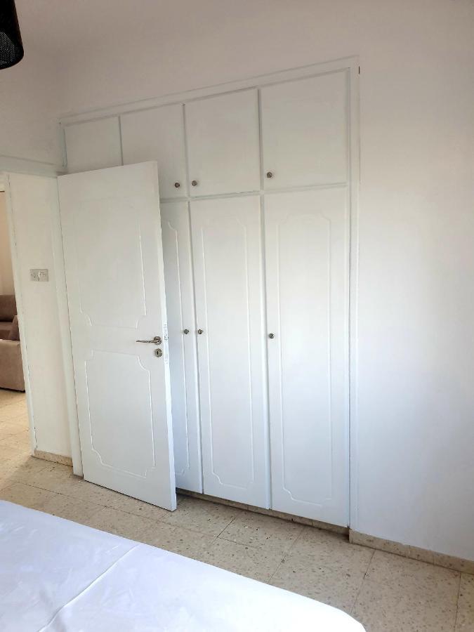 Spacious 2 Bedroom Appartment Near Mall -Internet 1Gbps Paphos Eksteriør bilde